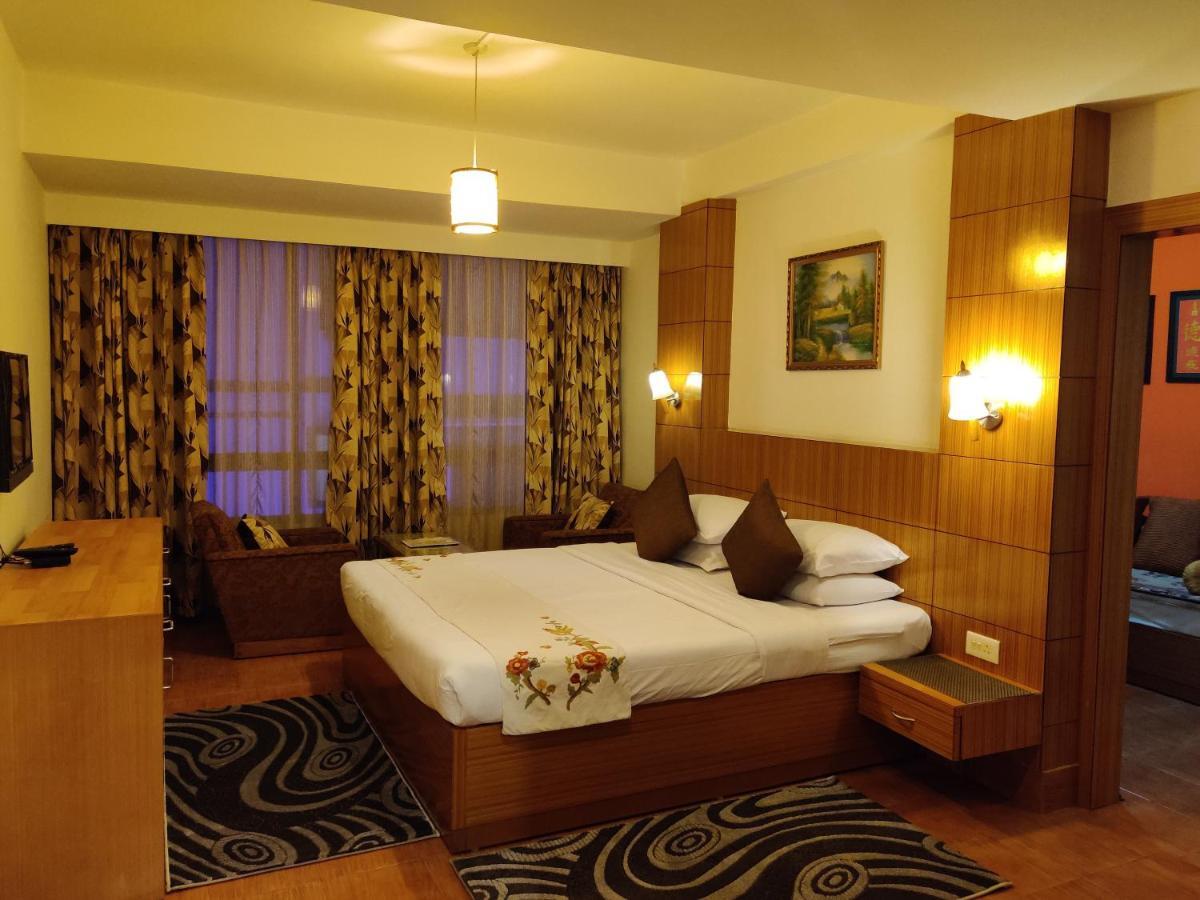 Hotel Tarayana Гангток Екстериор снимка