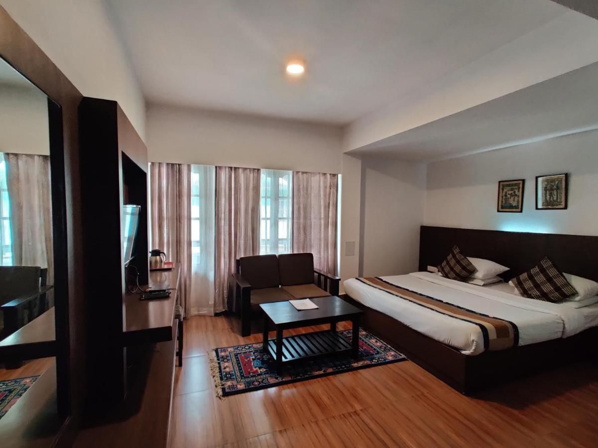Hotel Tarayana Гангток Екстериор снимка